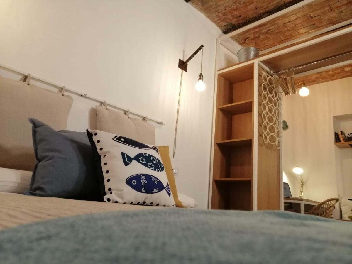 Casa Capasa Mare - Self Check in Apartment Bari Bagian luar foto