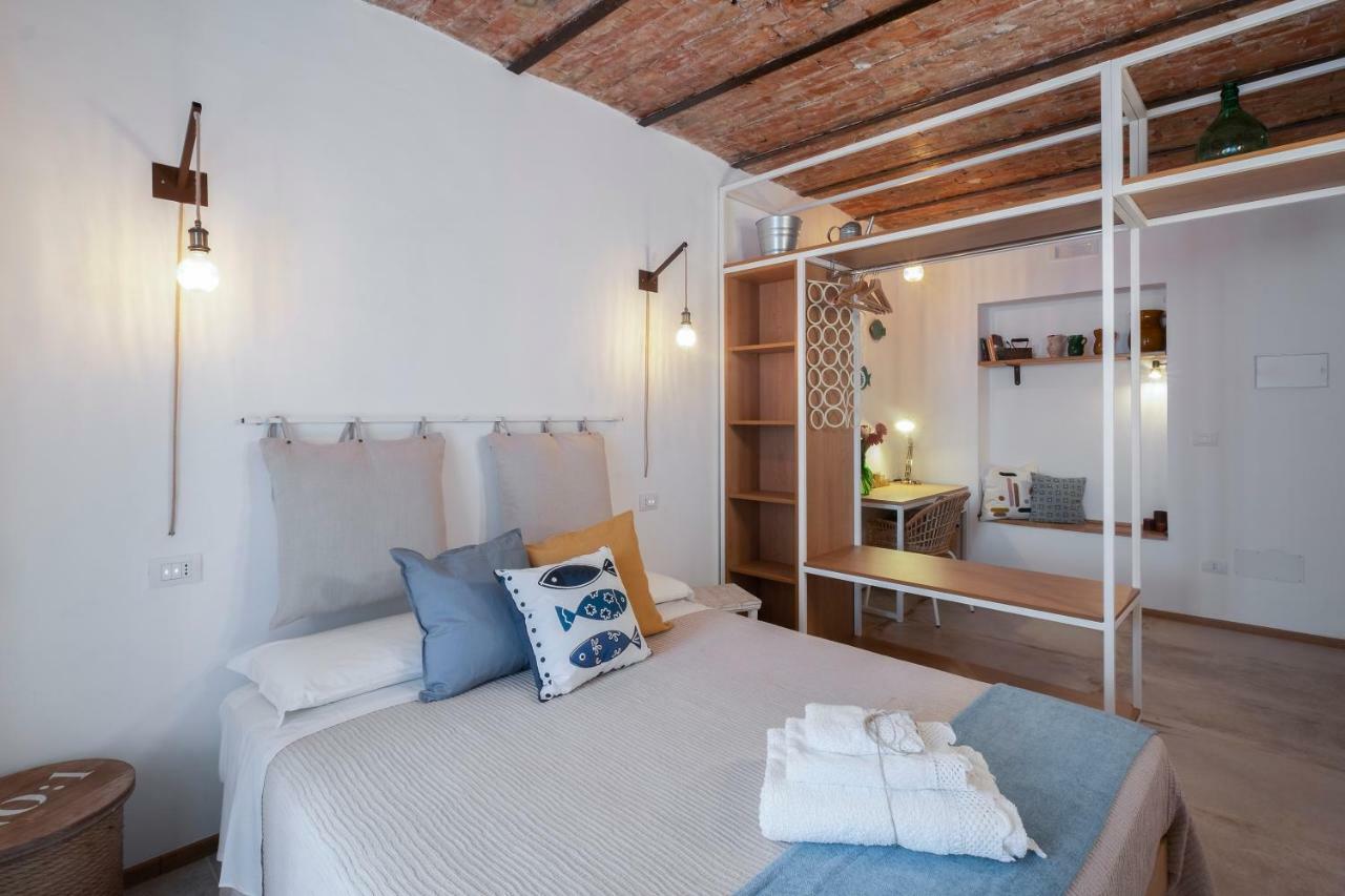 Casa Capasa Mare - Self Check in Apartment Bari Bagian luar foto