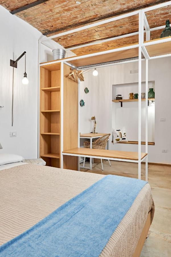 Casa Capasa Mare - Self Check in Apartment Bari Bagian luar foto